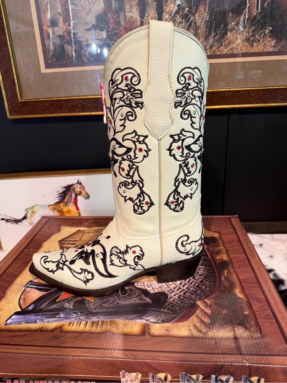 💎LOS ALTOS SWAROVSKI CRYSTAL BOOTS SIZE 8.5